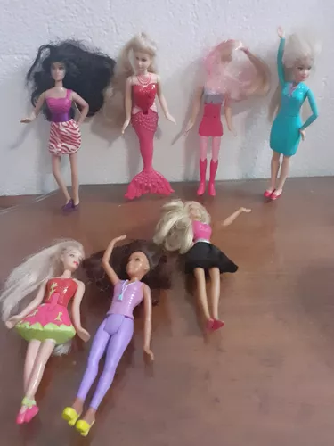 Barbie Mattel antiga lote de roupas - Hobbies e coleções - Passo