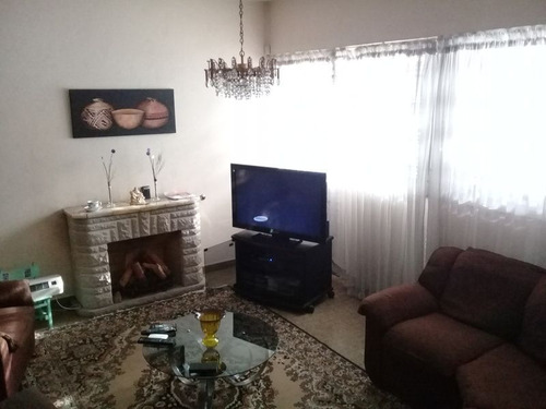 Casa En Venta En 63 Entre 17 Y 18
