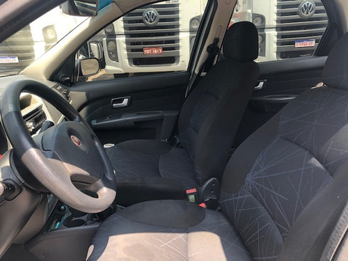 Fiat Siena 1.4 Elx Flex 72.000km = Corsa Voyage Logan Prisma