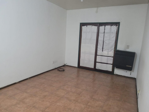 Ciudad Jardin Alquilo Departamento De 2 Amb Con Cochera F: 8894