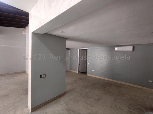 Imagen 2 de 13 de Rosangel Parraga Rentahouse Vende Casa En La Viña Valencia 22-3850