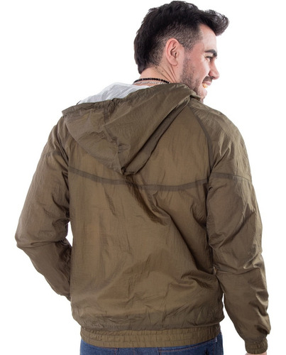 Imagen 4 de 9 de Campera Hombre Rompeviento Liso Fino Liviano Tela Avión