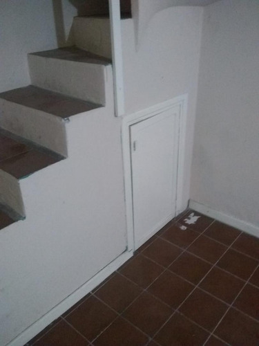 Imagen 5 de 10 de En Venta En Ciudad Jardin Local En Galeria Al Lado Bonafide Sobre Boulevard San Martin En Planta Baja 15m2, Con Baño F: 8897