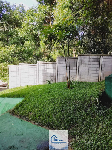 Casa Estilo Colonial Con Local Comercial A Orilla Carretera