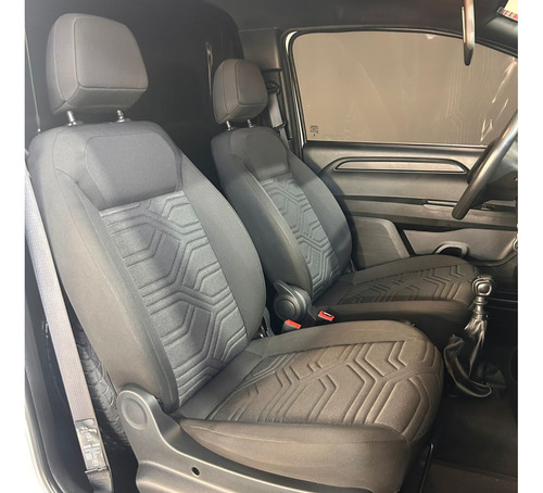 Fiat Fiorino 1.4 MPI FURGÃO ENDURANCE 8V FLEX 2P MANUAL