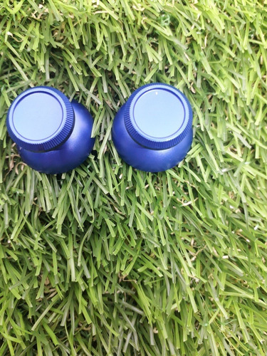 Imagen 3 de 9 de Par De Joysticks Metalizados Para Control De Ps4 Y Xbox