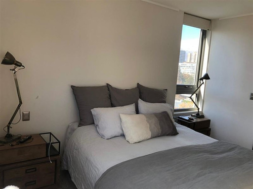 Departamento En Arriendo De 2 Dorm. En Vitacura
