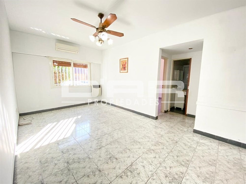Imagen 4 de 16 de 3 Amb Pb Frente Con Patio! Impecable ***bajas Expensas*** - Bragado 5500
