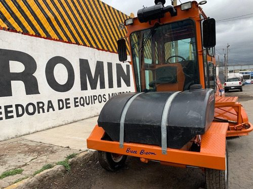 Imagen 10 de 15 de Barredora De Carretera Broce Broom Kr350 2014 Recién Import