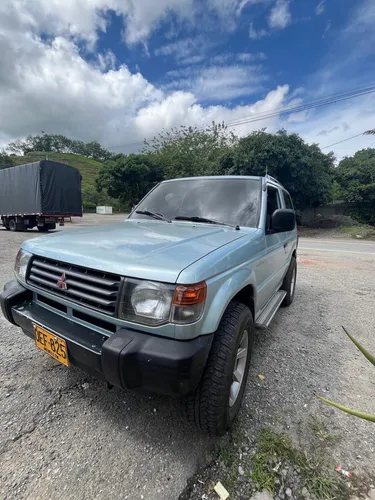 Mitsubishi Montero 2.4