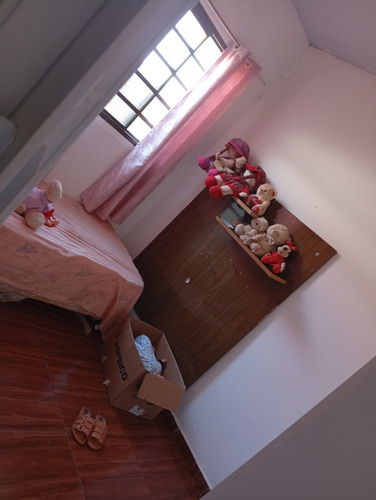 Casa Com 3 Quartos, Dois Banheiros,cozinha, Sala, Área Frent