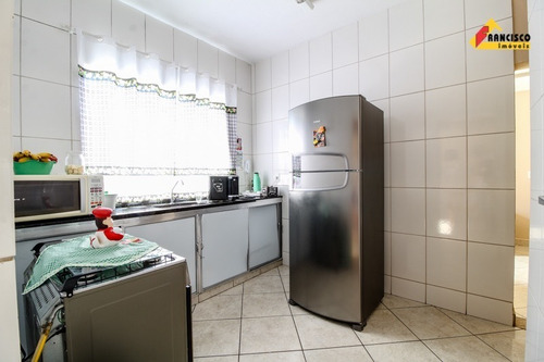 Imagem 4 de 14 de Casa À Venda, 2 Quartos, 2 Vagas, Davanuze - Divinópolis/mg - 28587