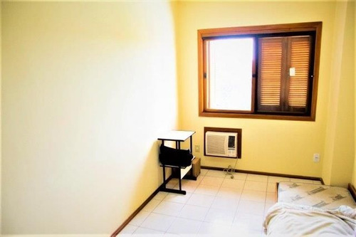 Imagem 27 de 30 de Casa Em Espírito Santo, Porto Alegre/rs De 420m² 3 Quartos À Venda Por R$ 830.000,00 - Ca1336355-s