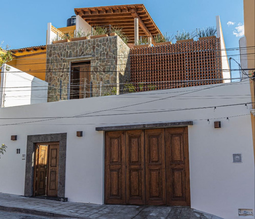 Preciosa Casa Por Estrenar En San Miguel De Allende, Guanajuato. Sup. 219.40 M2