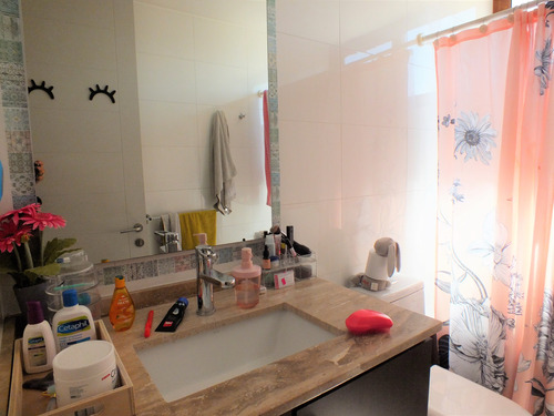 Excelente Casa Mediterránea En Chamisero