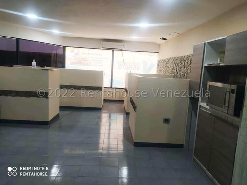 Imagen 17 de 30 de Local Oficina En Venta En Centro Comercial Reconocido Al Este De Barquisimeto Lara, (0.4.2.4.5.9.3.7.5.4.2.)/. Rent-a-house Centro Occidente Mls Código: 22-23045, Cuenta Con 42 Mts2, 1 Baño