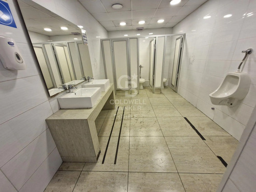 Local 1.241m2 Santiago Centro Bajó Uf 4.400
