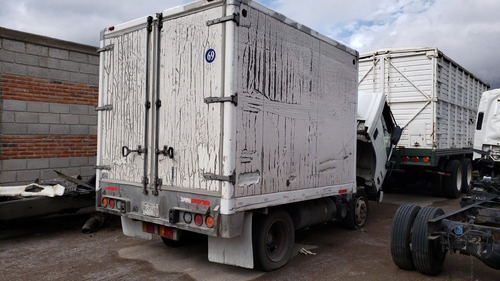 Isuzu 400 2012 (ojo Por Partes)