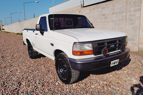Imagen 2 de 18 de Ford F-100 1998 4.3 D Mwm