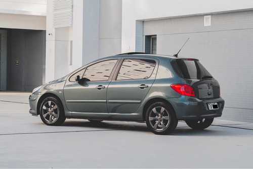 Peugeot 307 1.6 Presence Flex 5p 2012