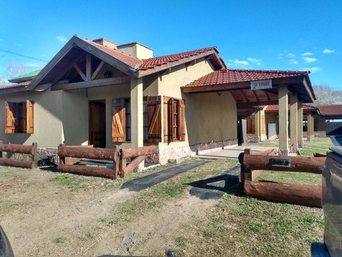 Imagen 3 de 14 de Hermosos Chalets En Ph Nuevo En La Lucila Del Mar