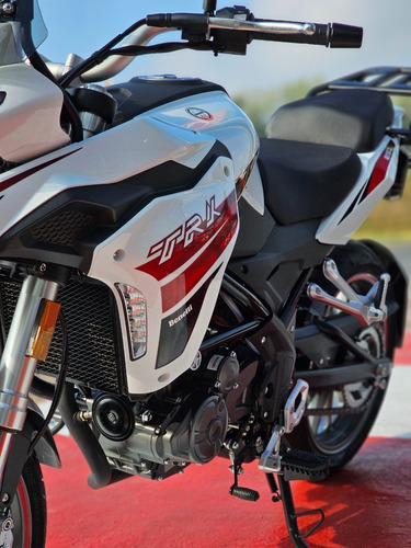 Imagen 2 de 25 de Benelli Trk 251 Full Entrega Inmediata - Mejor Precio Jc