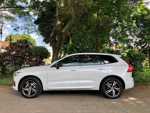 Volvo Xc60 2020 2.0 T5 Awd R-design