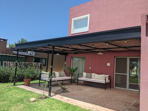 Imagen 17 de 19 de Casa En Venta En La Cuesta