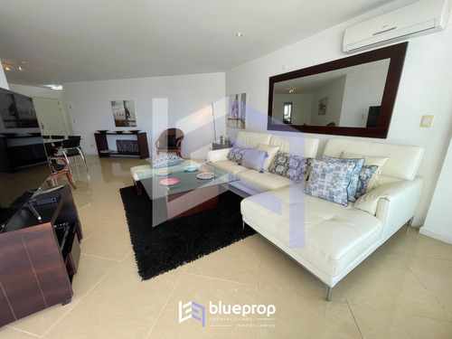 Imagen 6 de 14 de Apartamento En Venta A Metros Del Mar En Playa Brava En Punta Del Este. 3 Dormitorios.