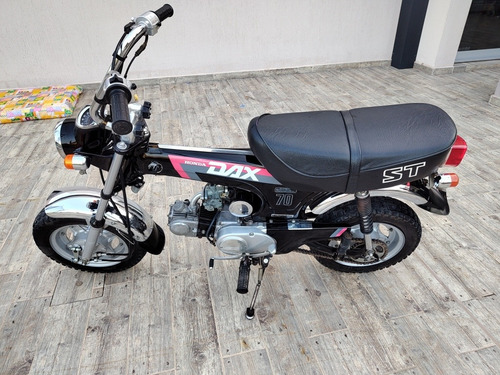 Imagen 9 de 11 de Honda Dax St 70