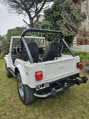Jeep Ika 4x4 Motor 221 Caja Zf