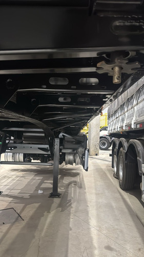 4 Eixo Noma Titanium Ano 24 0km 13.5m 12 Pino Container S/p
