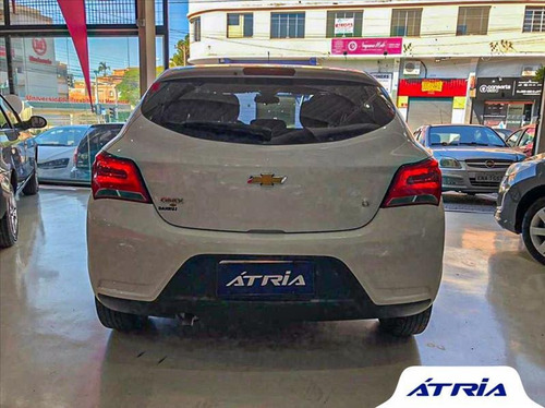 Imagem 5 de 10 de Chevrolet Onix 1.0 Mpfi Lt 8v