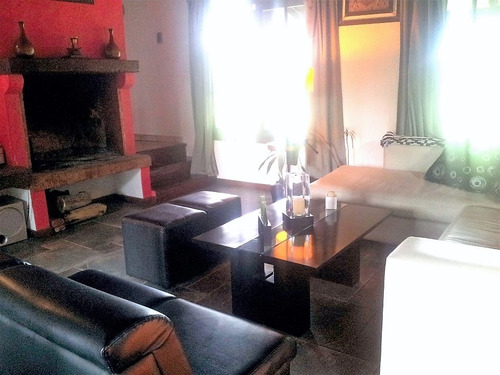 Imagen 10 de 27 de Excelente Propiedad En La Zona Del Golf Acceso A Villa Gesell Ideal Vivienda Permanente Cuenta Con Todos Los Servicios