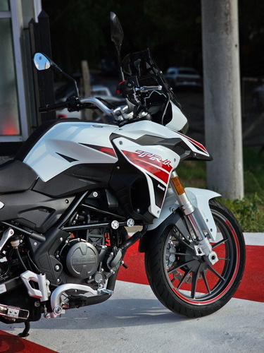 Imagen 4 de 25 de Benelli Trk 251 Full Entrega Inmediata - Mejor Precio Jc