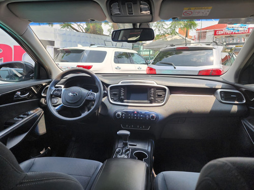Kia Sorento 2.4 Lx At