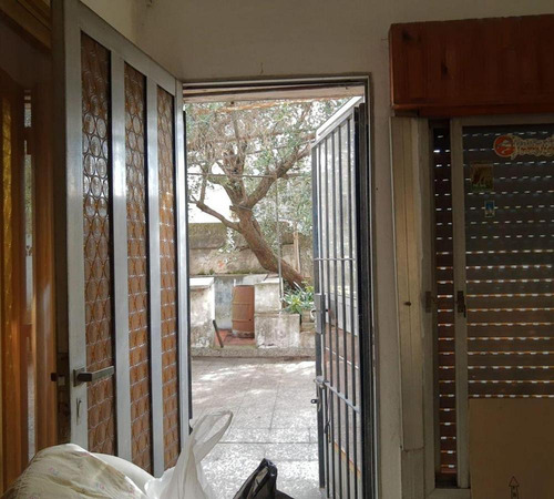 Venta Casa 3 Ambientes En Banfield