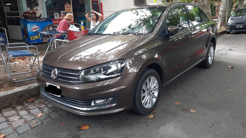 Volkswagen Polo Confortline Triptronic