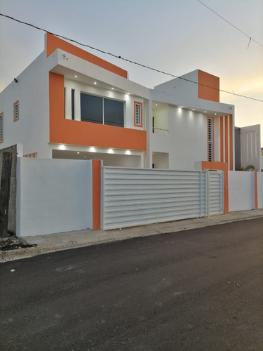 Villa Ideal Para Vivir O Invertir En Exclusivo Residencial Palmares De La Costa