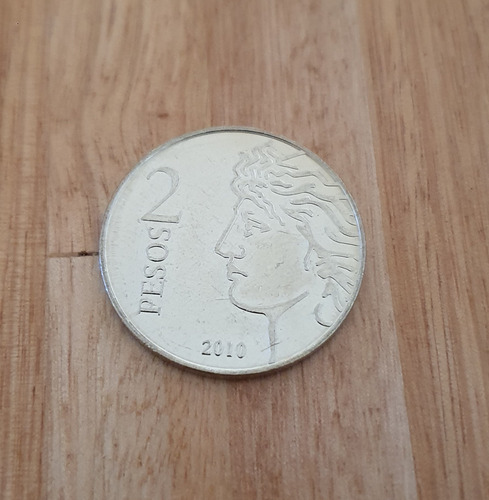 Moneda Conmemorativa Del Banco Central 2 Pesos Año 2010