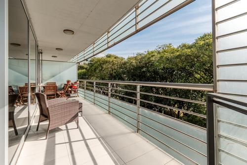 Excelente Departamento De 5 Ambientes Con Vista Al Puerto De Olivos.