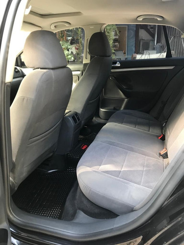 Volkswagen Vento 2.5 Advance 2007