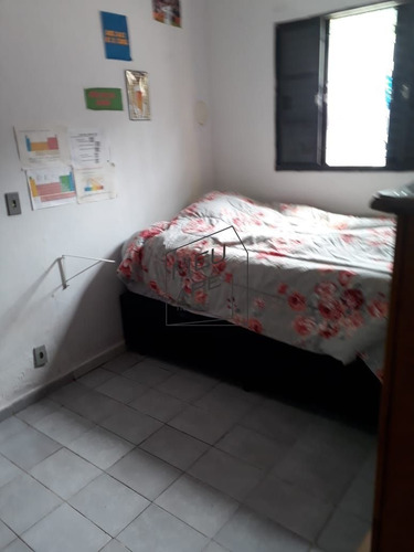 Imagem 9 de 12 de Imóvel Ideal Para Construir 10 M² X 30 M² | Ótima Localização. - 06-08-464-3