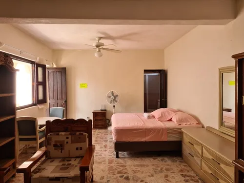 Hermosa, Grande Y Fresca Casa A Siete Minutos De La Playa