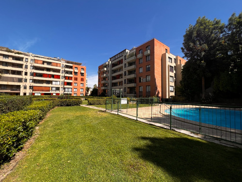 En Condominio, Áreas Verdes, Piscina, Quincho,cercano Metro.