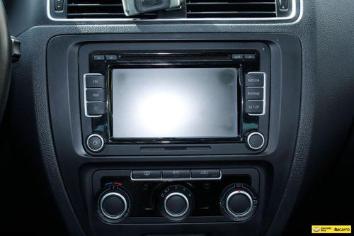 Imagen 21 de 25 de Volkswagen 2.5 New Jetta Comfortline