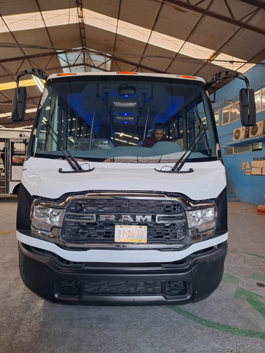 Microbus Nuevos 2024 Ram 28 Pjeros O 27 En Asientos De Tela
