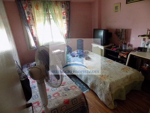 Departamento 4 Ambiente, 6° Piso En Barrio Apolo Xi, Torre 4, 10 De Septiembre 2825, Banfield, Lomas De Zamora.