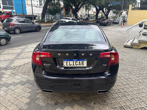 Volvo S60 2.0 t4 Momentum Gasolina 4p Automático