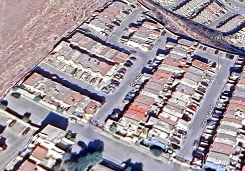 Sk01- Casa En Remate Bancario En Priv. Gredos, Urbiquinta Del Cedro, Tijuana, Bc. (65% Debajo De Su Valor Comercial, Solo Recursos Propios)